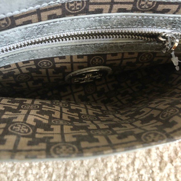 ‼️SOLD ‼️Authentic Tory Burch Clutch Bag.Great - Picture 6 of 8